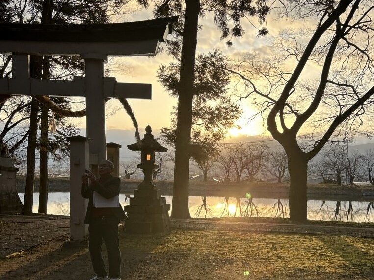 治田神社の｢2つの太陽」